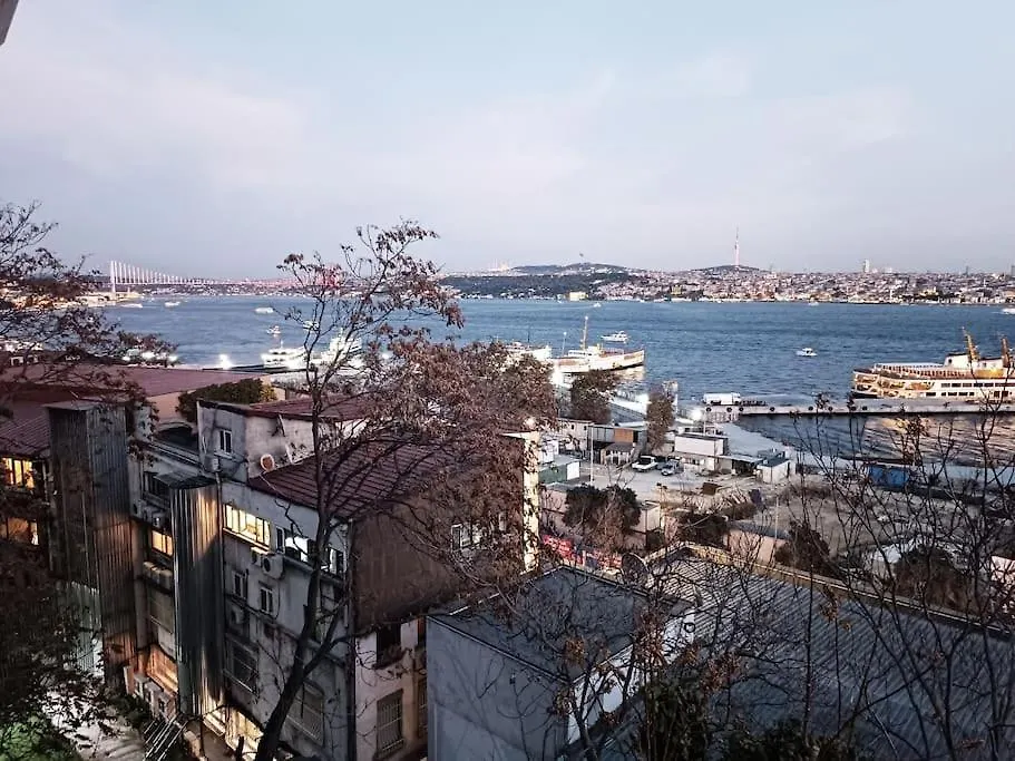 Panoramik Bogaz Manzarali Daire Apartman Isztambul