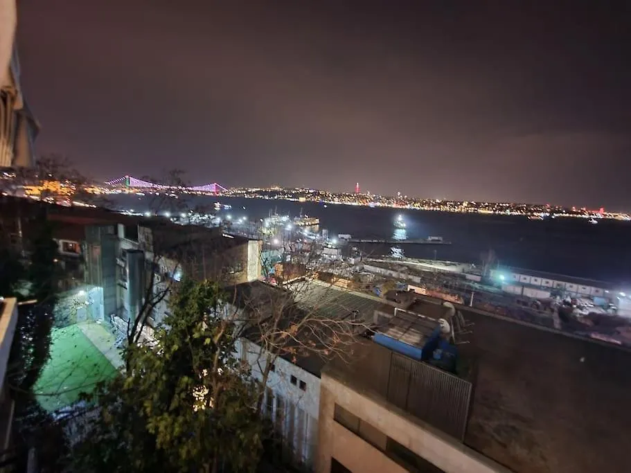 Panoramik Bogaz Manzarali Daire Apartment Istanbul Turkey
